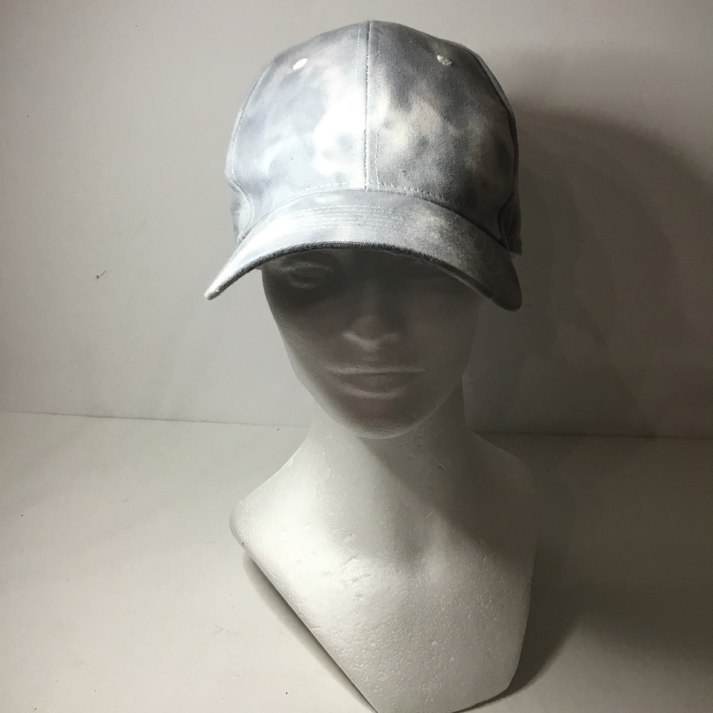 Zara Women’s Blue And White Tie Dye Baseball Cap Size S-M NWOT